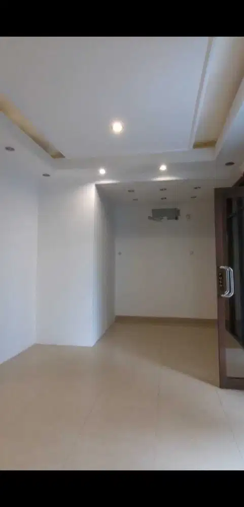 Ruko 3 lantai Siap Pakai di Harapan Indah 2 Bekasi