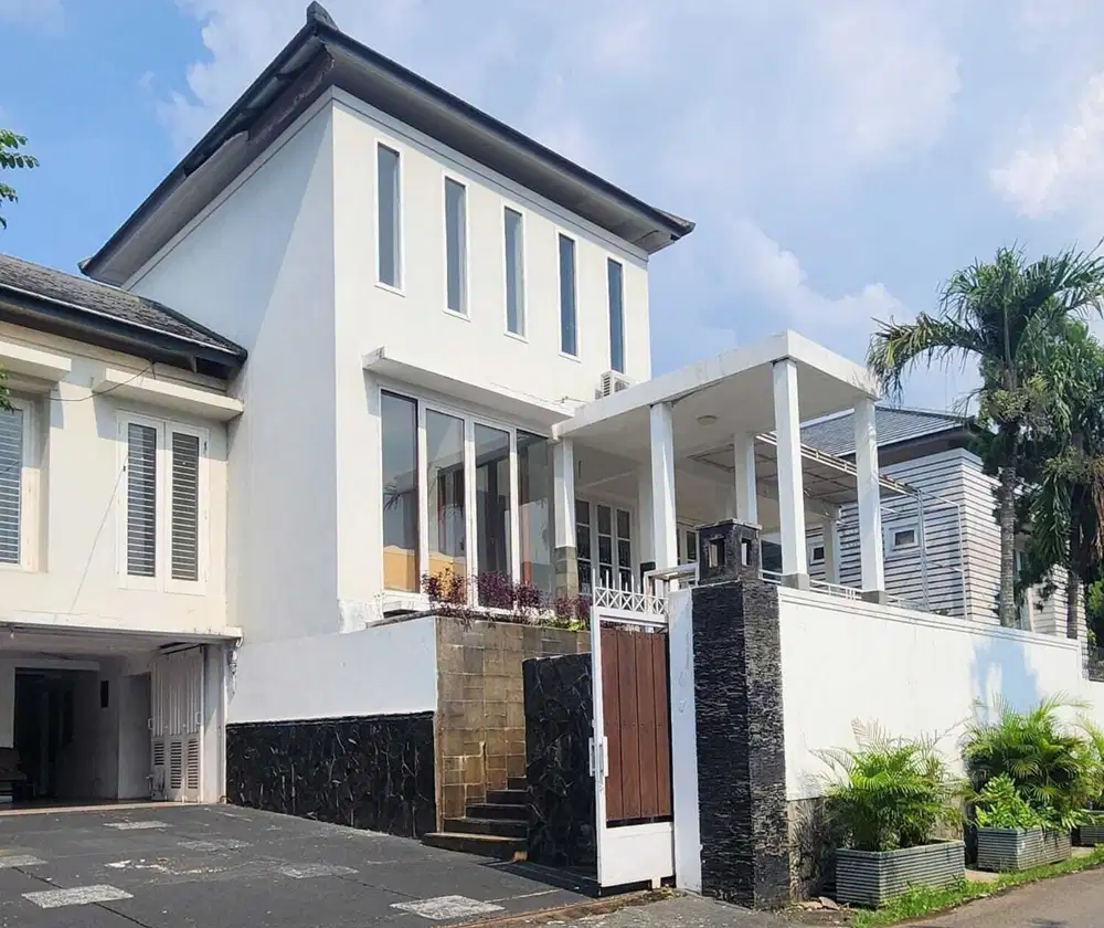 Jual Rumah Megah Asri di Jagakarsa Jaksel 5menit ke Toll semi furnished