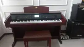 Clavinova CVP 303