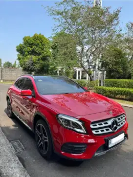 Mercedes-Benz GLA200 2017 Bensin