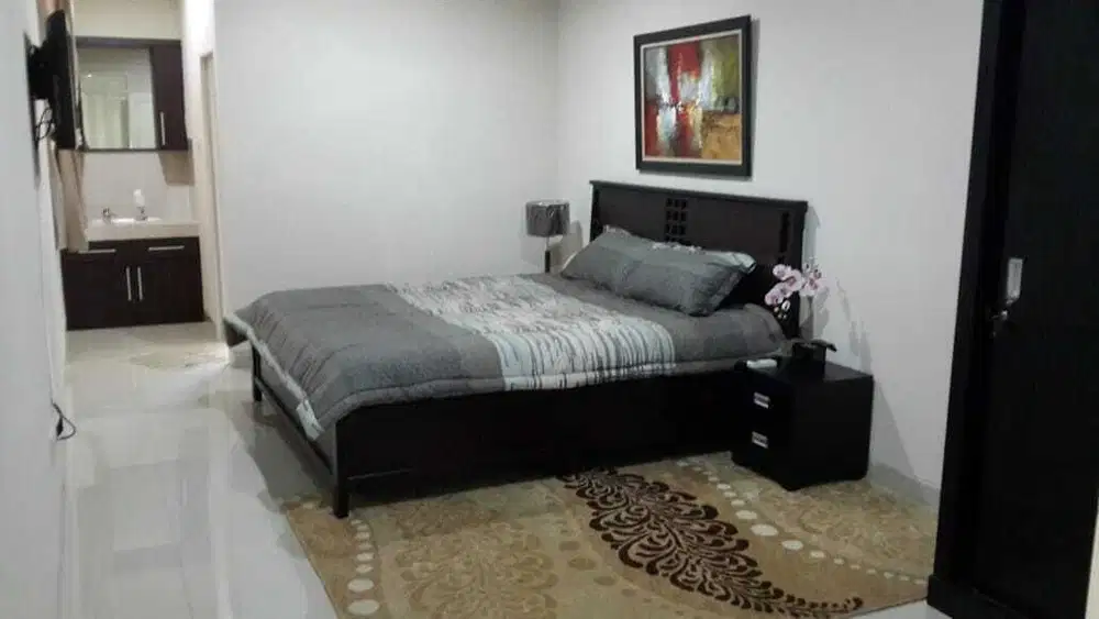 Rumah Asri Siap Huni Cluster Meadow Green Lippo Cikarang