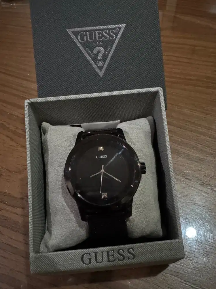 Guess Mens Diamond Jam tangan pria