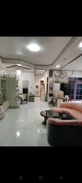 rumah di Tengah kota Semarang.Deket simpang Lima