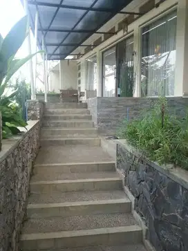 Rumah sangat nyaman lokasi tenang di Bandung