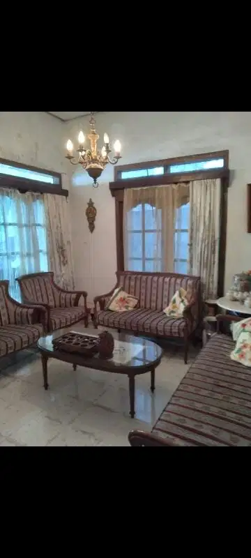 rumah di Semarang Barat