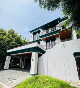 RUMAH BARU 3.5 LANTAi DI BSD ICON SIMPLICITY