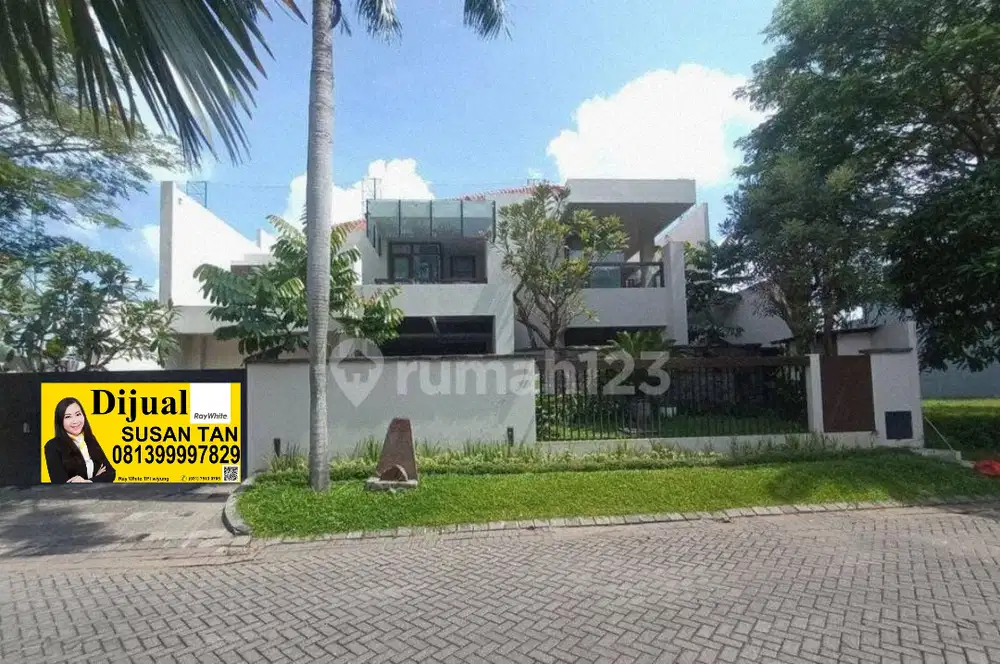DIJUAL Rumah Mewah Pakuwon Indah View Driving range golf