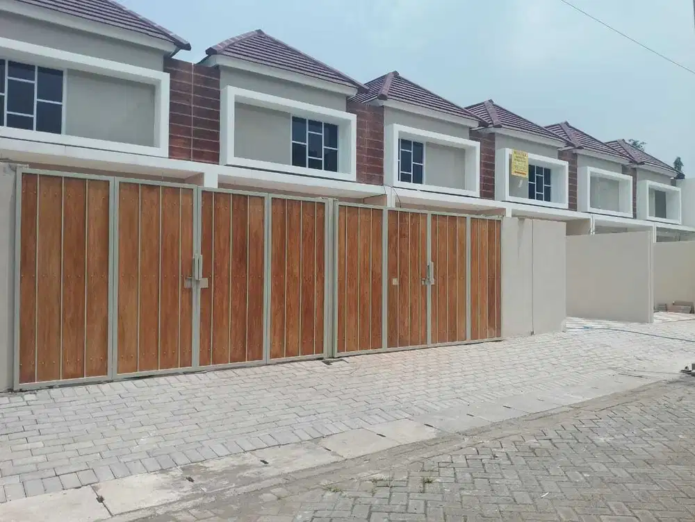 Rumah area wiyung SBY cuma 750 juta, mantap pake banget