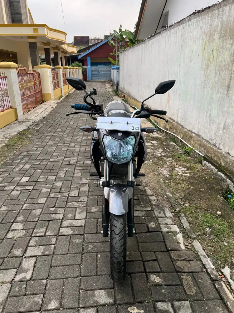 Yamaha Vixion 2015 yang sangat terawat dan jarang dipakai