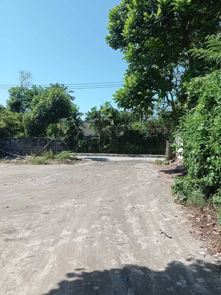 1723. Dijual tanah Beachfront di area Kuta Pantai Jerman Bali