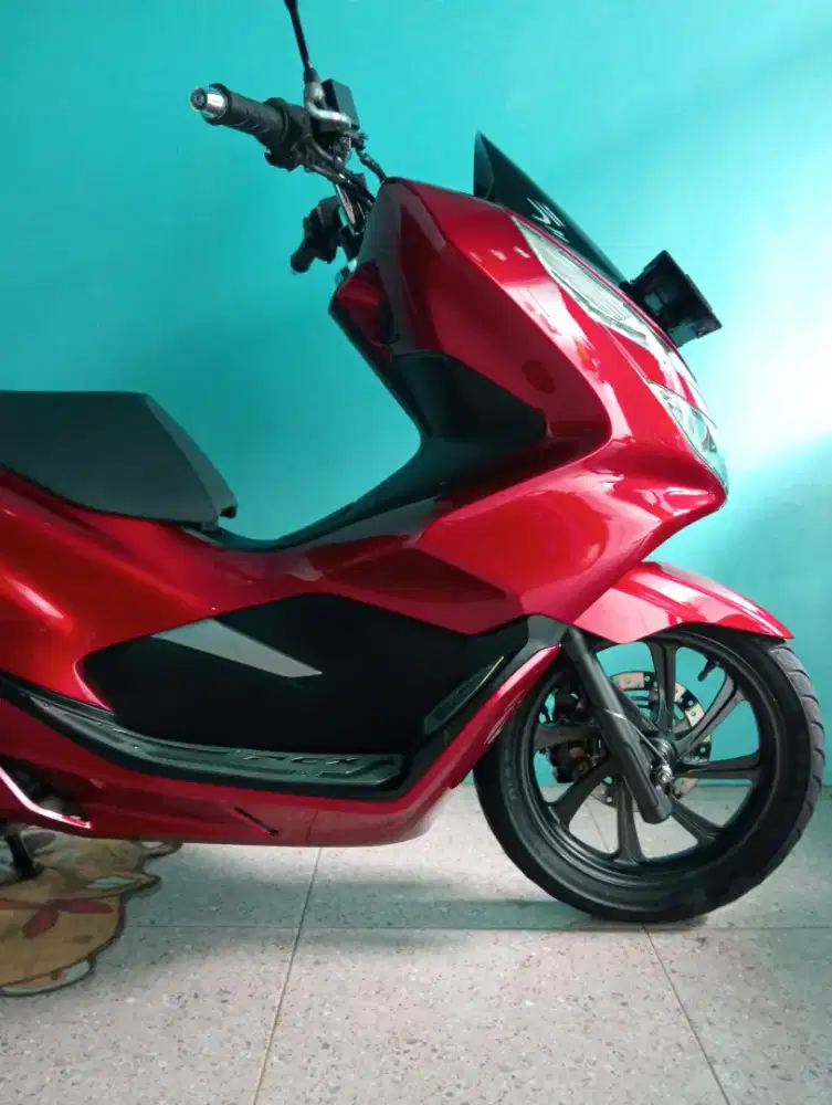 HONDA PCX 2019 SPESIAL COLOUR, MERAH CANDY