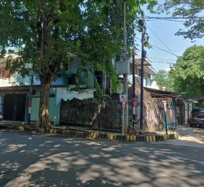 Rumah Hitung Tanah Lokasi Sunter Metro Jalan Bolevar Luas 17x20 M2