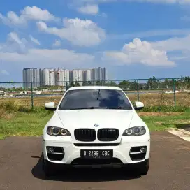 (km 36rb)Bmw X6 Xdrive 3.5i. tahun 2012. Putih. Perfect cond