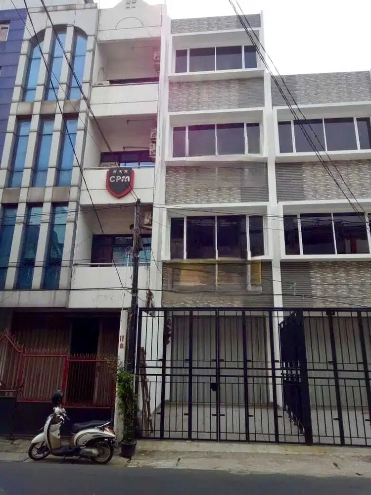 DIJUAL/SEWA RUKO BARU 4 LANTAI GUNUNG SAHARI KEMAYORAN SIAP MASUK