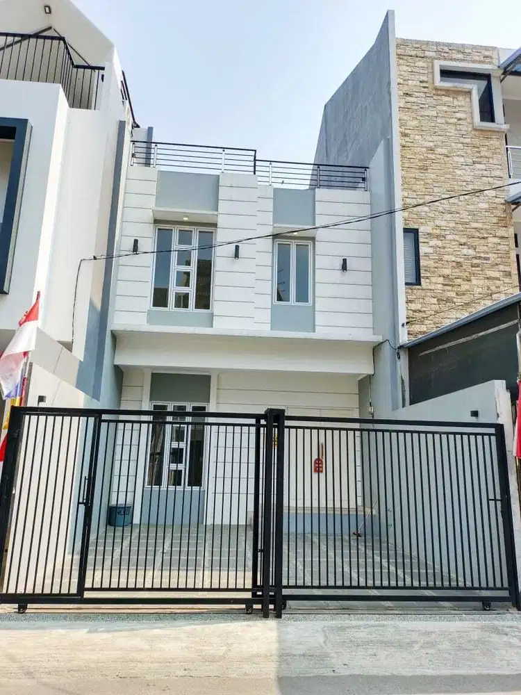 Rumah Minimalis 3 Lantai Baru Dibangun 180 M2 Kelapa Gading