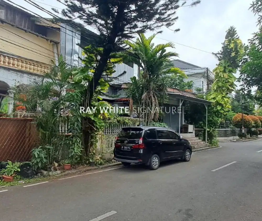 Dijual Rumah Lama Double Hook di Cempaka Putih Tengah, Tanah Kotak
