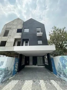 Rumah Multifungsi di Jagakarsa Nyaman Dan Berasa di Lokasi Ideal