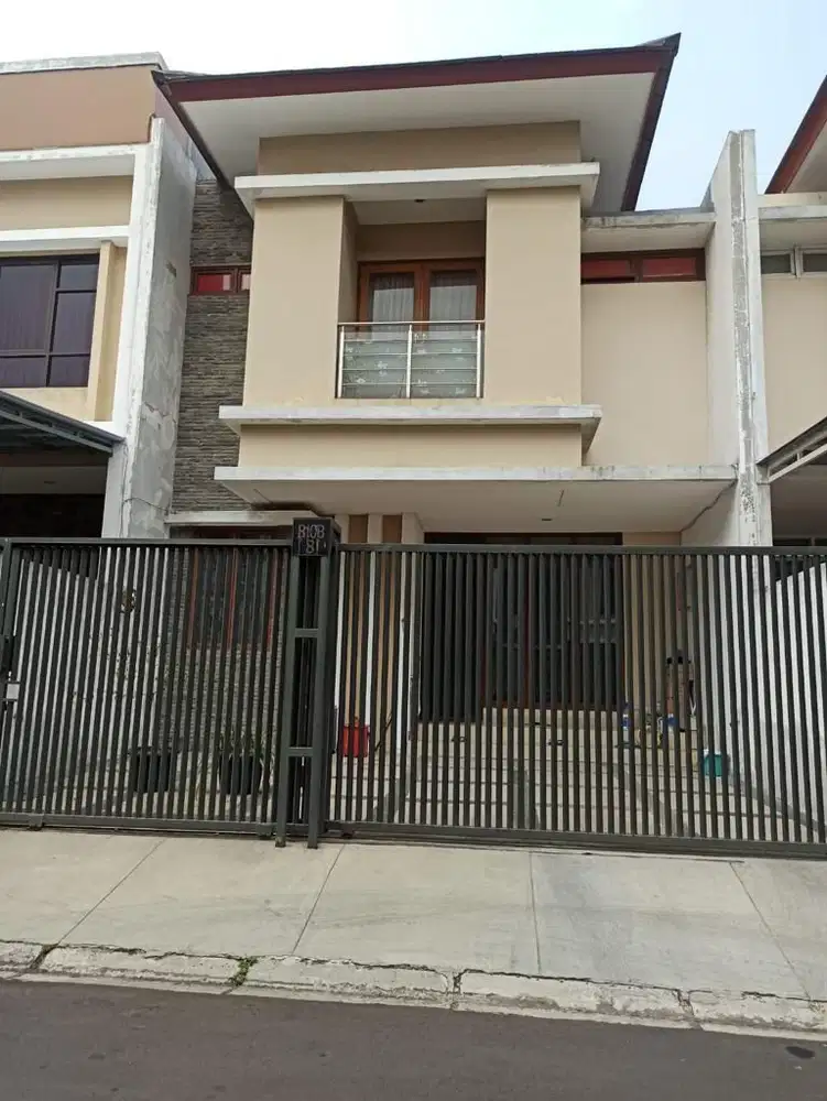 Luas Tanah 112 m2, Rumah di Kelapa Gading - Nomor Cantik!