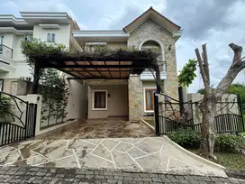 Rumah Idaman di Villa Cinere Mas 2 Lantai, Taman Luas Harga Terjangkau
