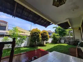 Rumah Terawat di Komplek Ternama, Cinere: Hunian Asri dan Nyaman