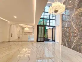 Dijual rumah Super Luxury Villa Gading Indah