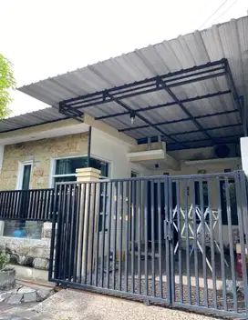 Rumah 3 kamar dikawasan dekat mall bonus perabot siap pakai hrg murah