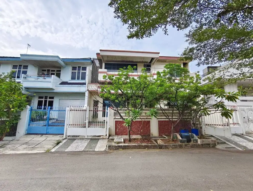 Rumah Ancol Barat di Karang Bolong Butuh Renovasi Dijual Cepat