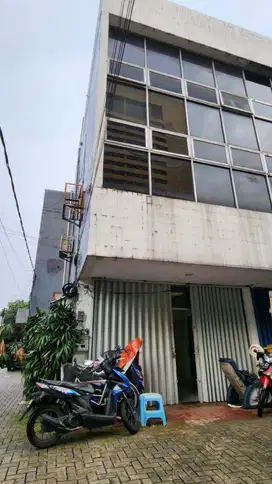 Disewa 2 Ruko Gandeng di Jalan Kaji Jakarta Pusat