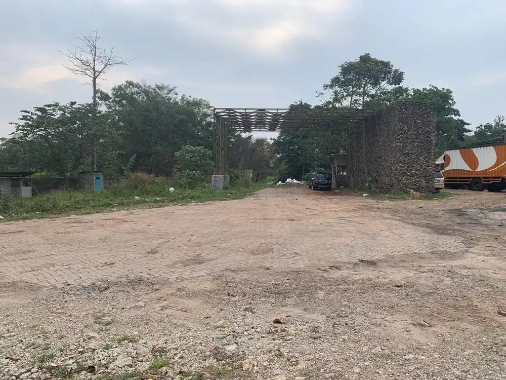 Tanah di jual di Jl By Pass Alang2 Lebar