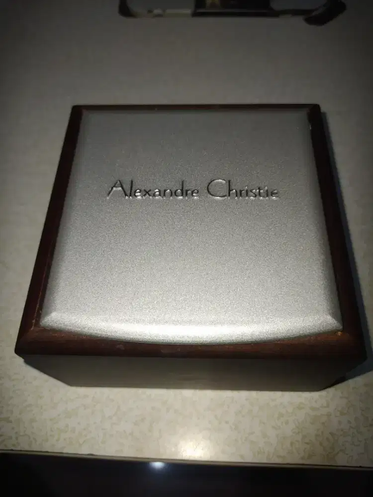 jam tangan Alexandre Christie
