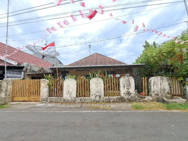 Rumah Dalam Kota Area Cendrawasih Lokasi Strategis