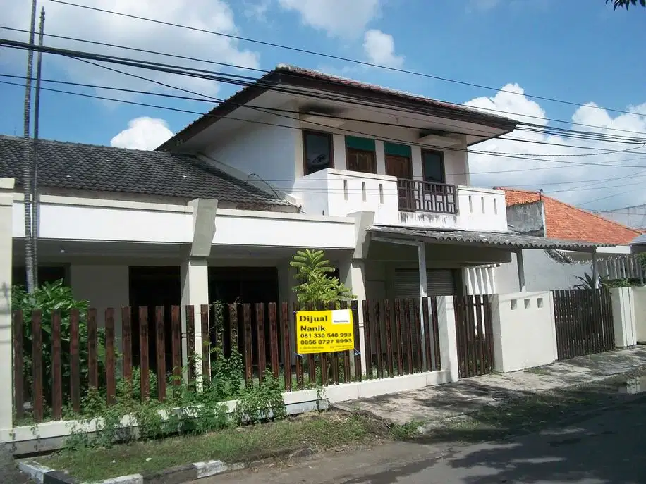 Rumah di Jemur Andayani