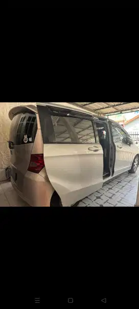 Honda Freed 2011 Bensin
