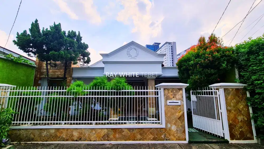 Rumah Nyaman dan Asri, Cocok untuk Keluarga di Pejaten Timur Jaksel
