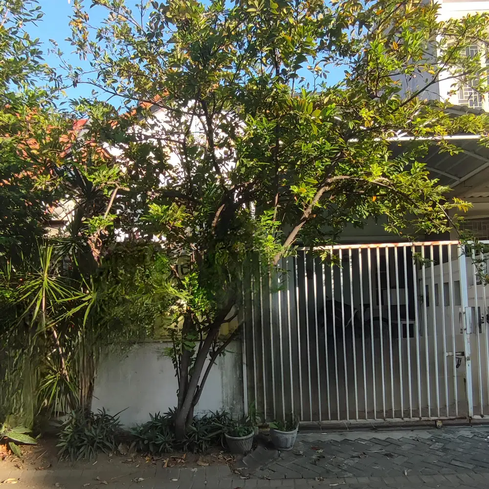 DIJUAL RUMAH CITRALAND DEKAT FRESH MARKET Taman Puspa Raya
