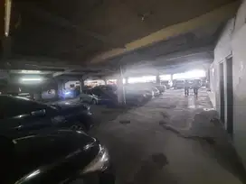 Dijual Gedung Parkir Strategis Dekat Stasiun
