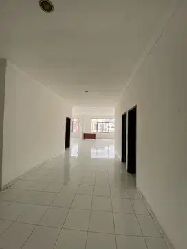 Disewakan Ruko Gandeng Cocok Untuk Gudang / Usaha Area Cimanggis Depok