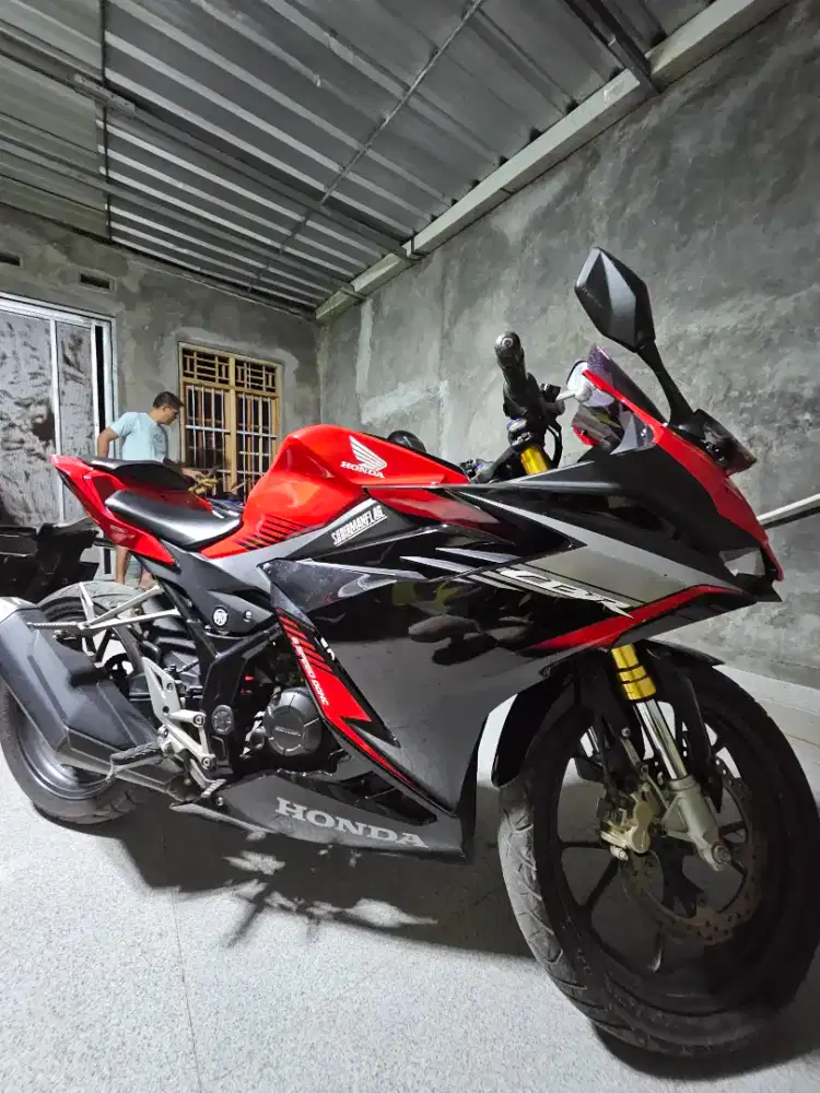 Honda CBR 150 cc tahun 2022