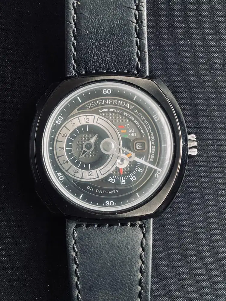 Dijual Cepat Jam Seven Friday Black