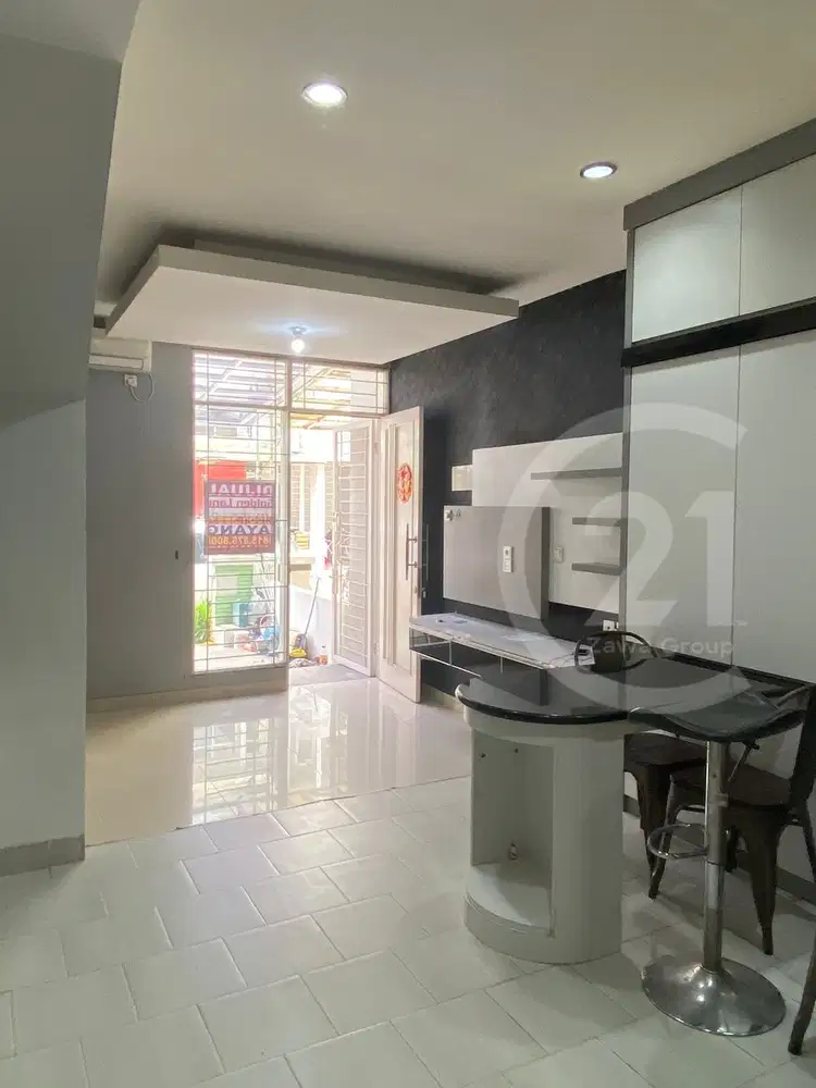 Dijual Rumah Layar Permai II PIK 2 Lantai