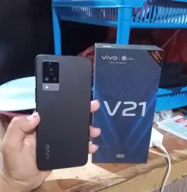 Vivo V21 5G  NFC ram 8+4/128 Fullset!.