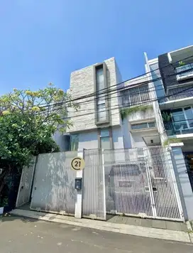 Rumah Cantik Asri Kelapa Gading Summarecon Siap Huni Bebas Banjir