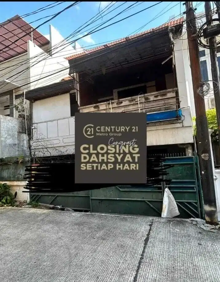 Rumah Tua Hitung Tanah SHM Strategis di Kelapa Gading