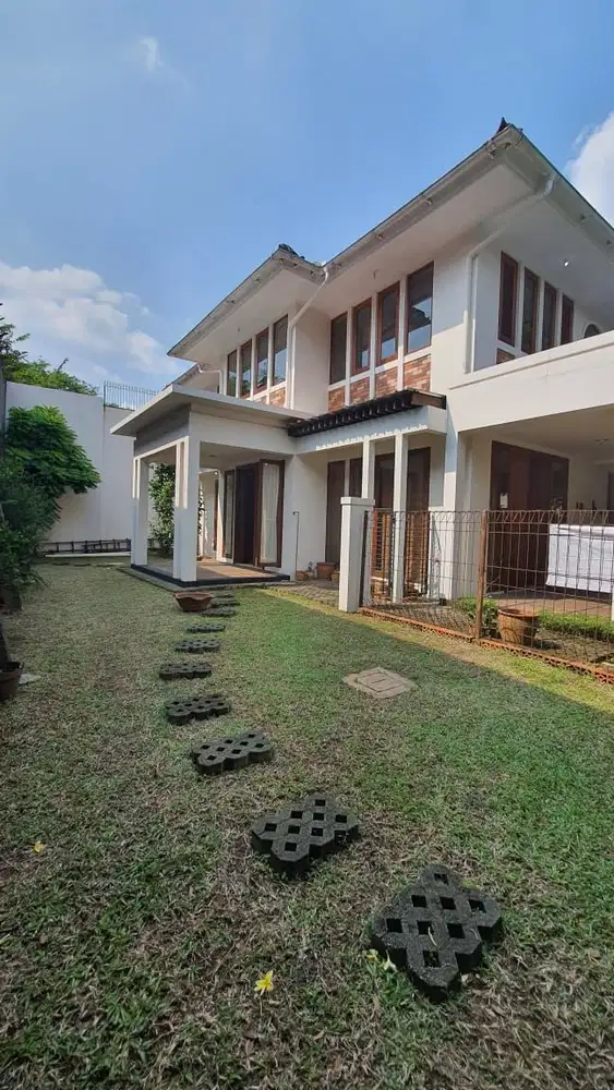 RUMAH SIAP PAKAI KEMANG - JAKARTA SELATAN