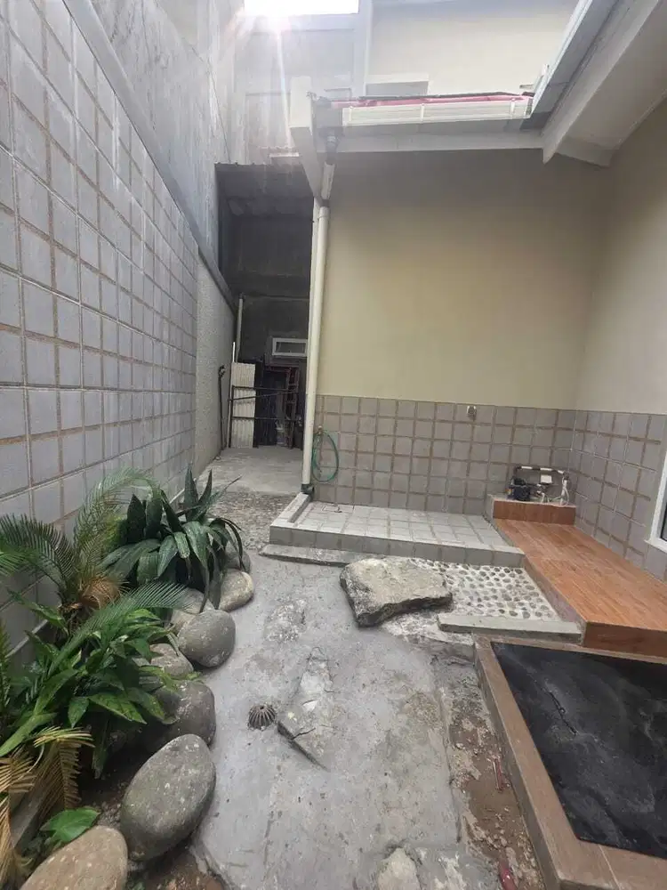 Dijual rumah Darwin, Scientia Gading Serpong