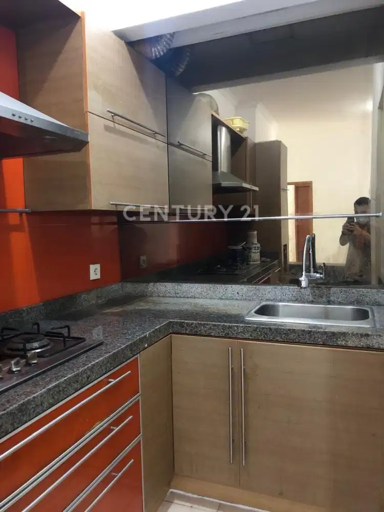 Gading Mediterania Residences 3BR Furnished Lantai 12
