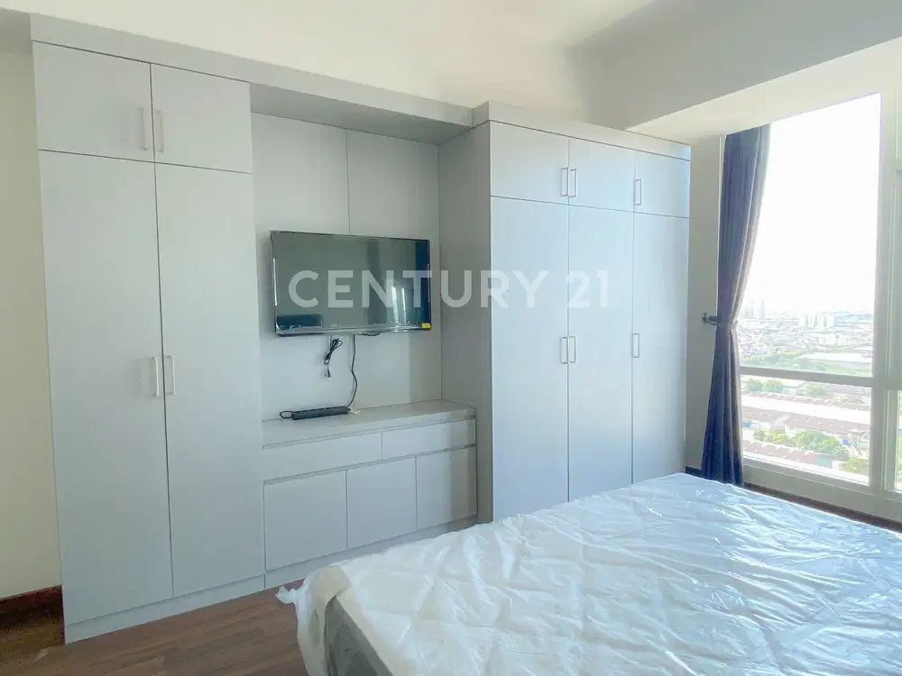 Apt Kensington Tower Addington 3BR Private Lift Full Furnished