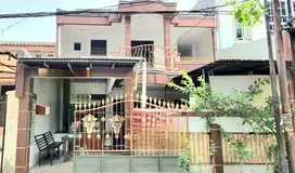 Rumah Banyo Raya, Bcs, Kelapa Gading Luas 6x15m2