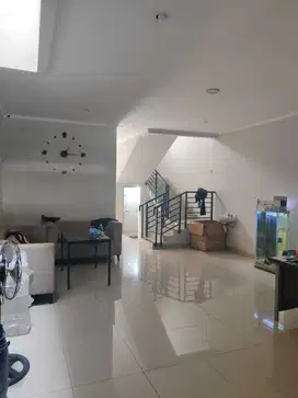 Rumah minimalis Modern Mekarwangi, Bandung Jawa Barat