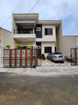 Rumah baru siap huni di rawamangun jakarta timur